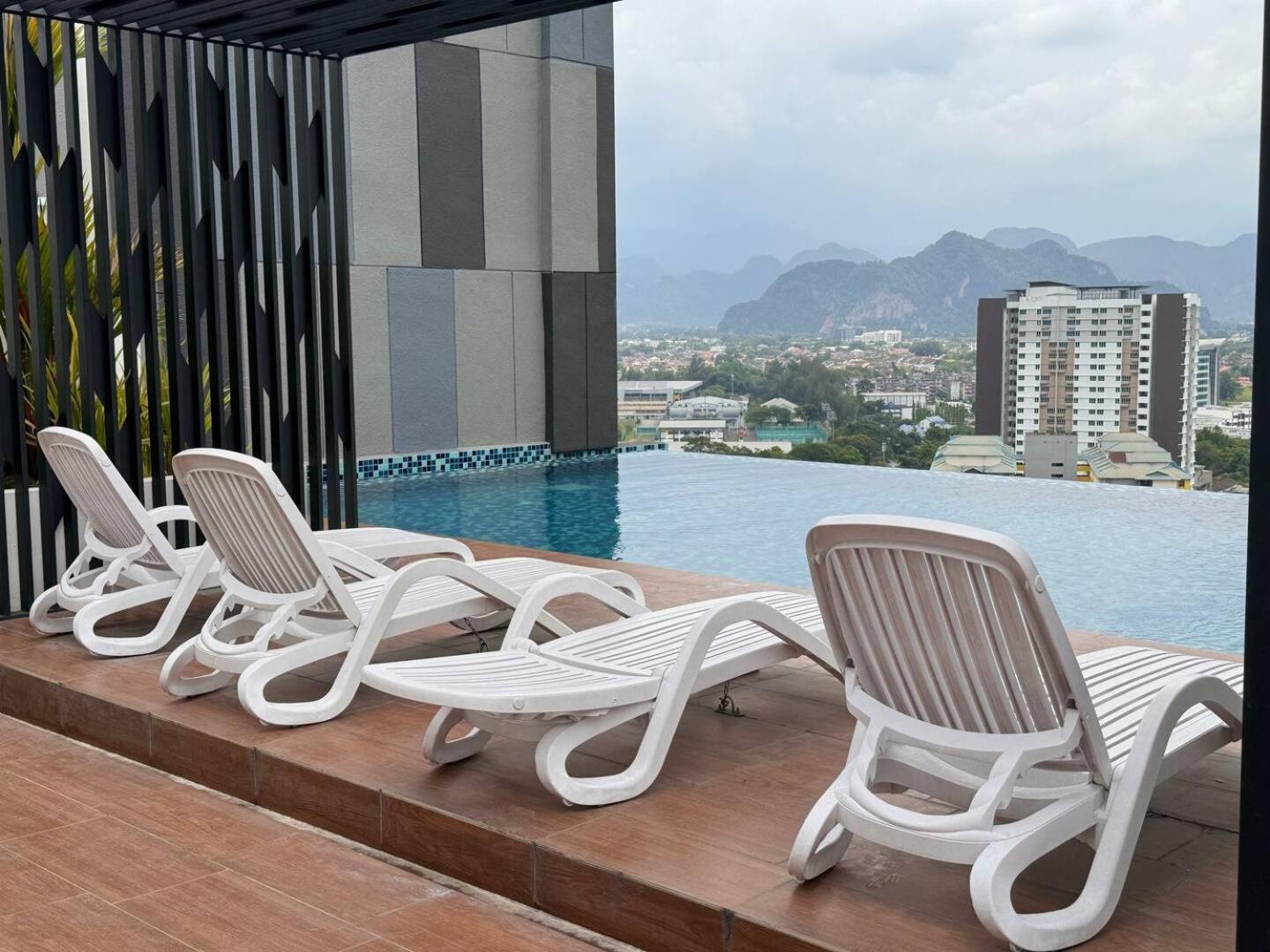 Jomstay - Horizon Suites Ipoh Town Skypool Exteriör bild